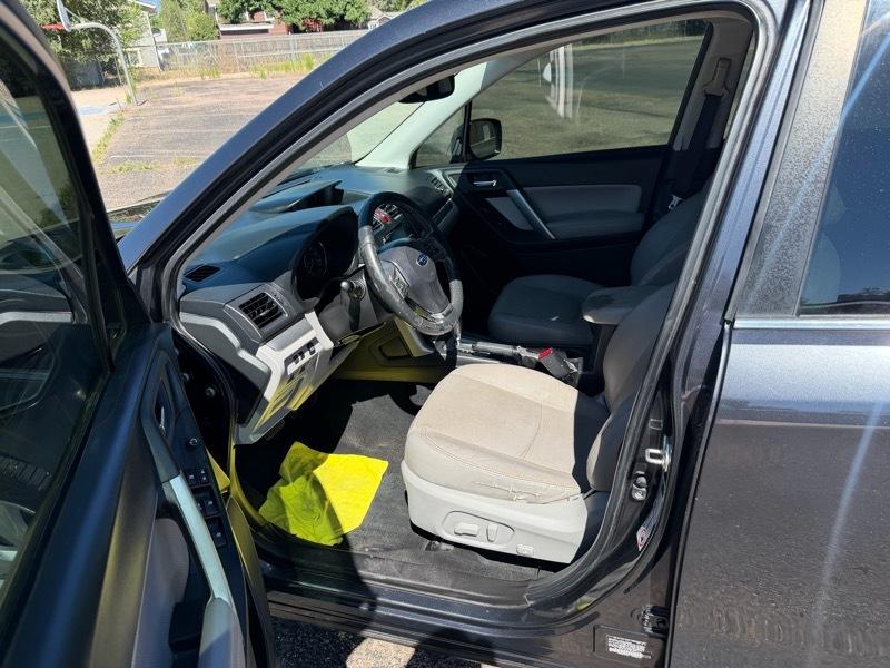 Subaru Forester 2.5i Limited 2015