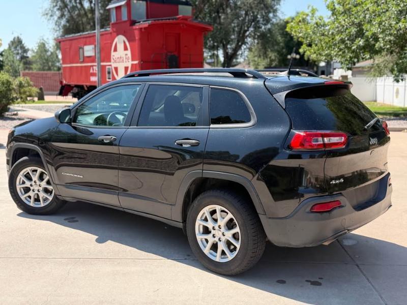 Jeep Cherokee Sport 4WD 2016