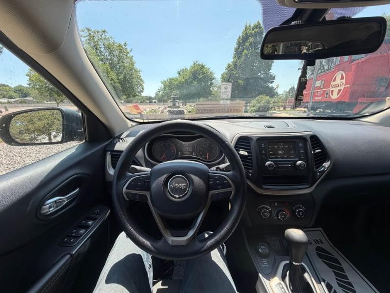 Jeep Cherokee Sport 4WD 2016