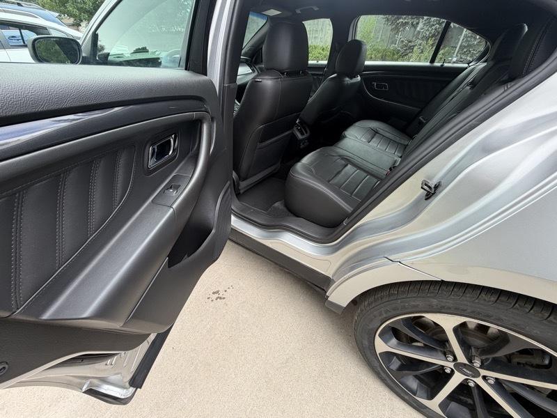 Ford Taurus SHO AWD 2016