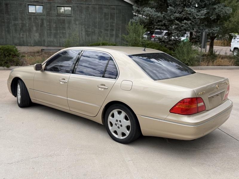 Lexus LS 430 Sedan 2002