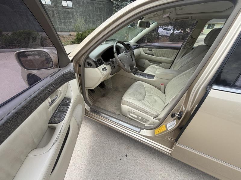Lexus LS 430 Sedan 2002