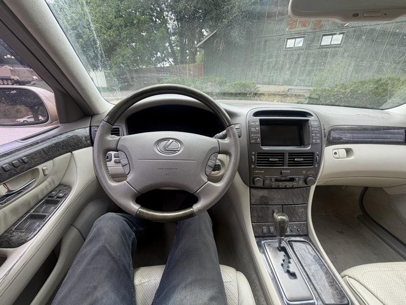 Lexus LS 430 Sedan 2002
