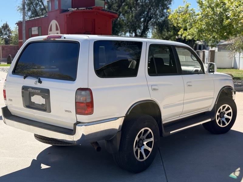 Toyota 4Runner SR5 4WD 1998