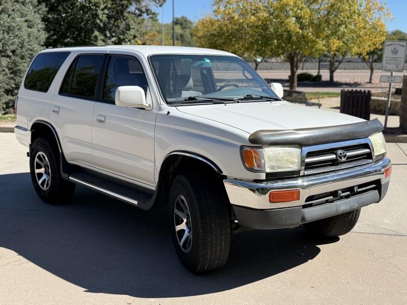 Toyota 4Runner SR5 4WD 1998