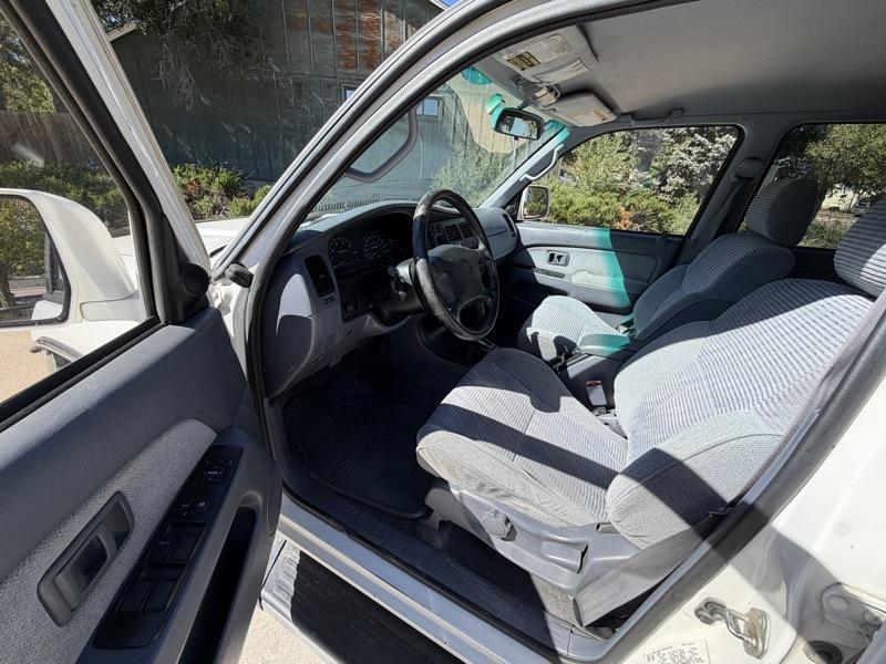 Toyota 4Runner SR5 4WD 1998