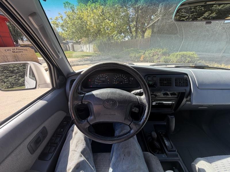 Toyota 4Runner SR5 4WD 1998