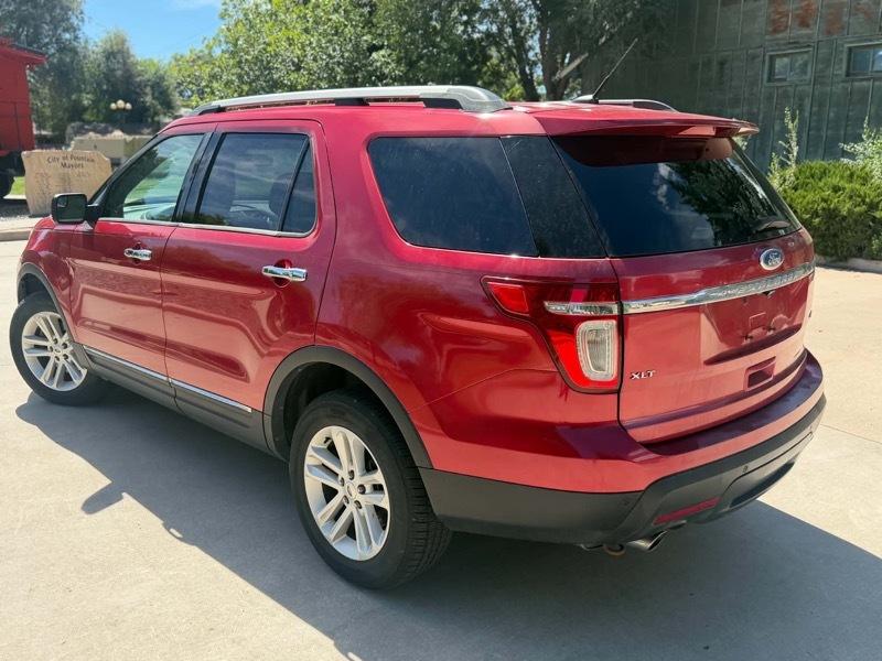 Ford Explorer XLT 4WD 2012