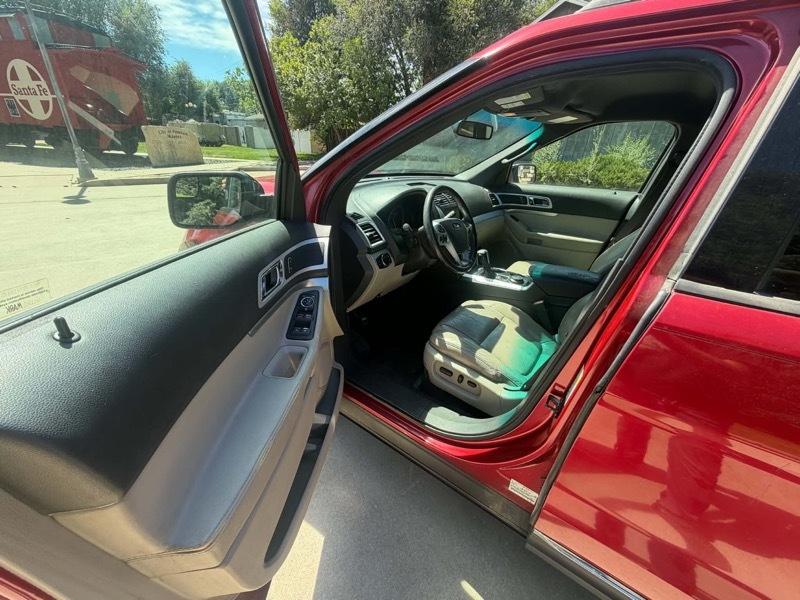 Ford Explorer XLT 4WD 2012