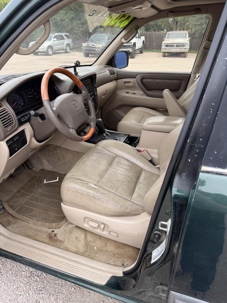 Toyota Land Cruiser 4WD 2000