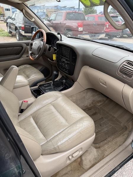 Toyota Land Cruiser 4WD 2000