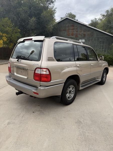 Lexus LX 470 Base 2001