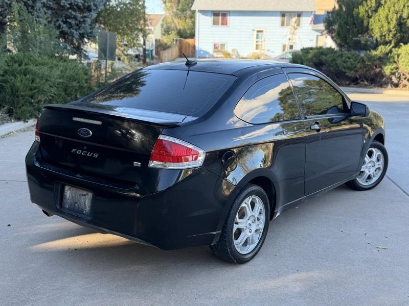 Ford Focus SE Coupe 2009