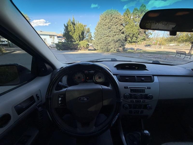 Ford Focus SE Coupe 2009