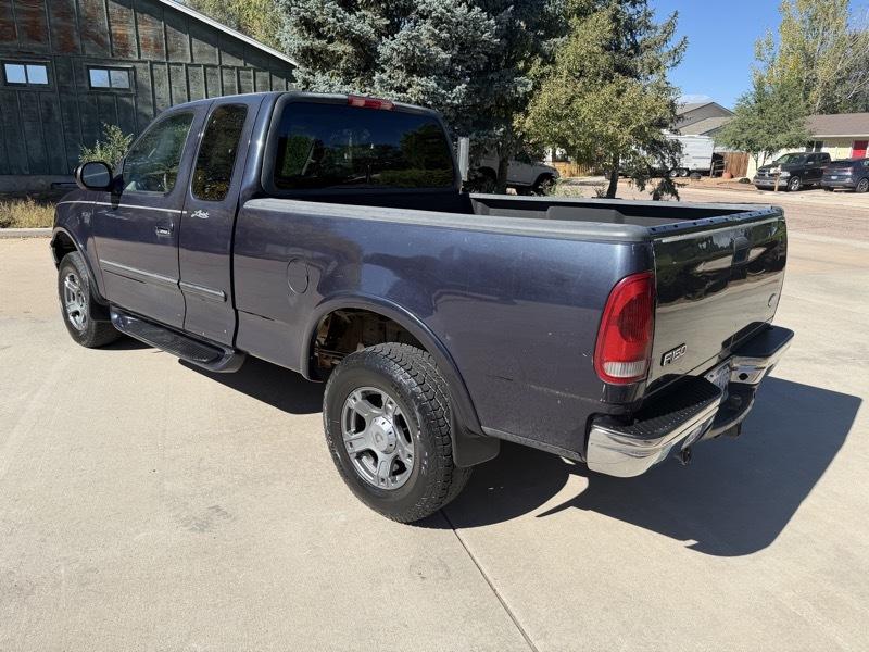 Ford F-150 Lariat 2001
