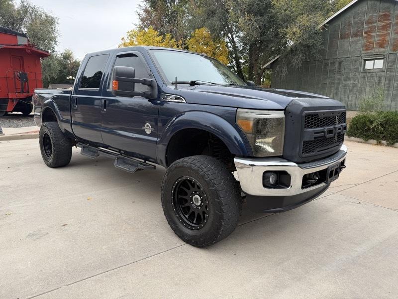 Ford F-250 SD Lariat Crew Cab 4WD 2015
