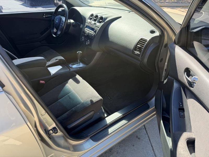 Nissan Altima 2.5 2009