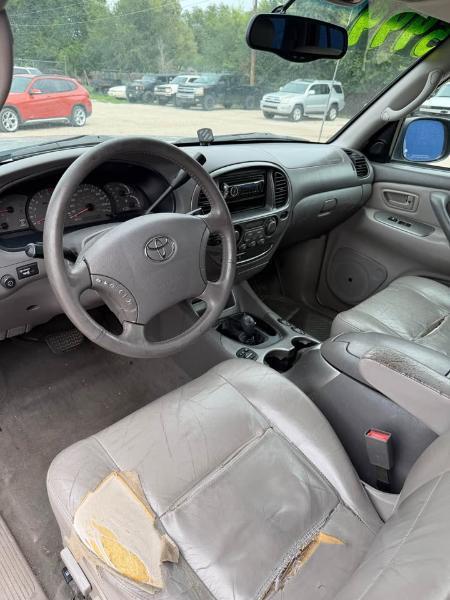 Toyota Sequoia Limited 4WD 2004