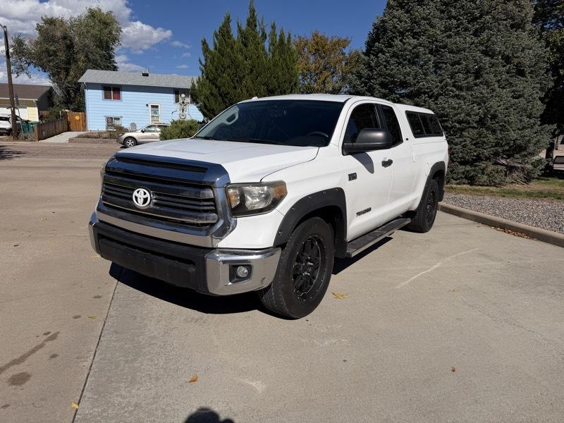 2016 Toyota Tundra SR5 5.7L V8 FFV Double Cab 4WD