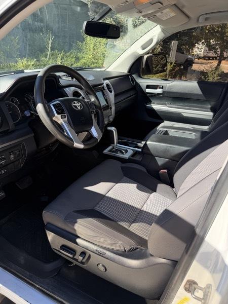 Toyota Tundra SR5 5.7L V8 FFV Double Cab 4WD 2016