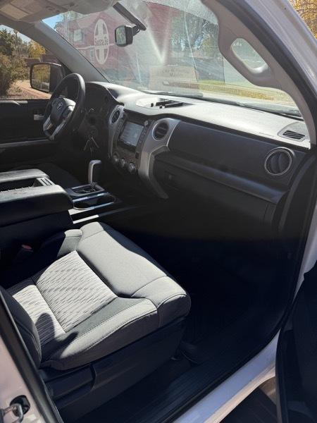 Toyota Tundra SR5 5.7L V8 FFV Double Cab 4WD 2016