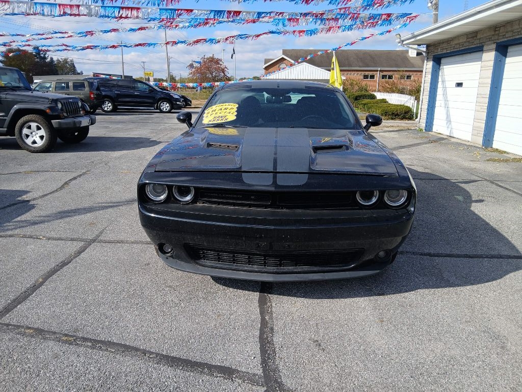2016 Dodge Challenger SXT