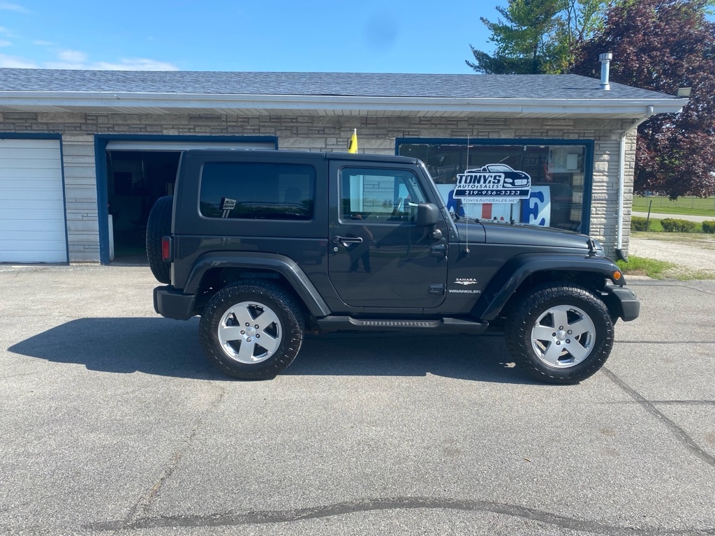 2010 Jeep Wrangler Sahara's photo