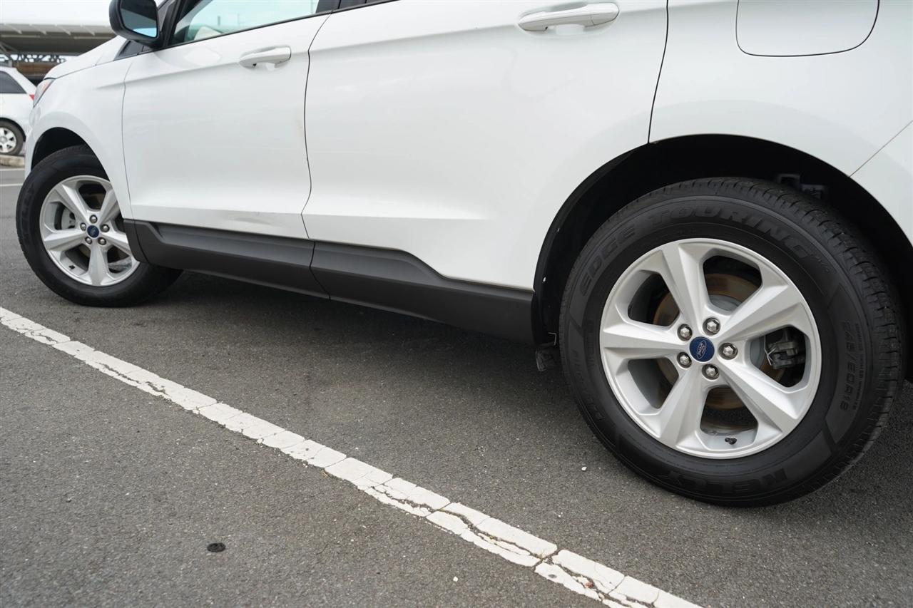 2019 Ford Edge SE - Photo 7