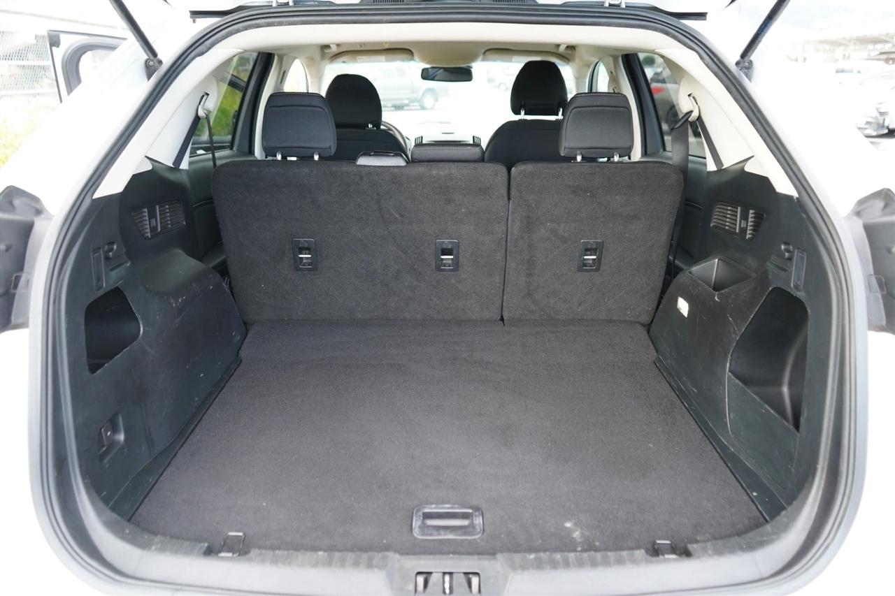2019 Ford Edge SE - Photo 30