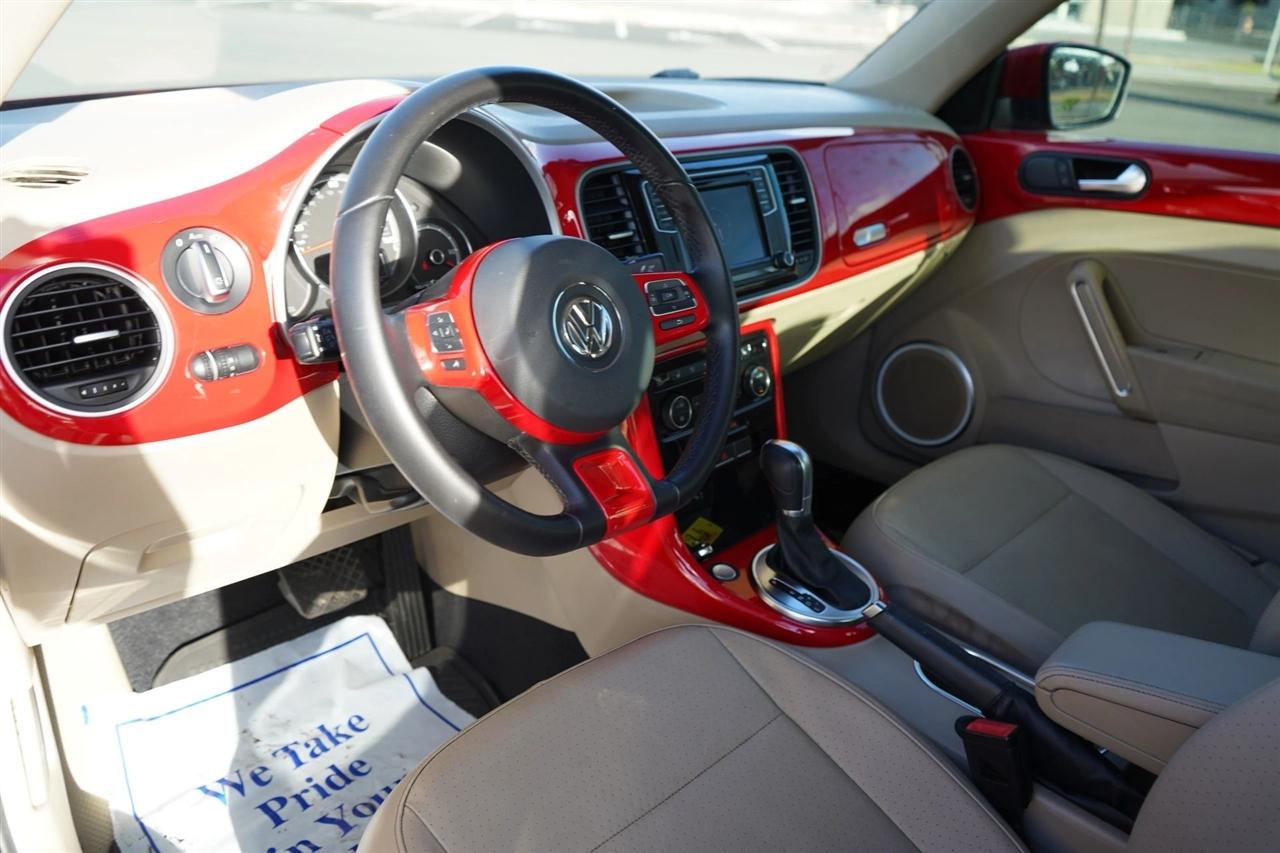 2019 Volkswagen Beetle SE - Photo 9