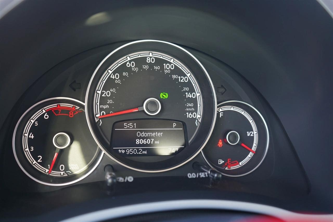 2019 Volkswagen Beetle SE - Photo 12
