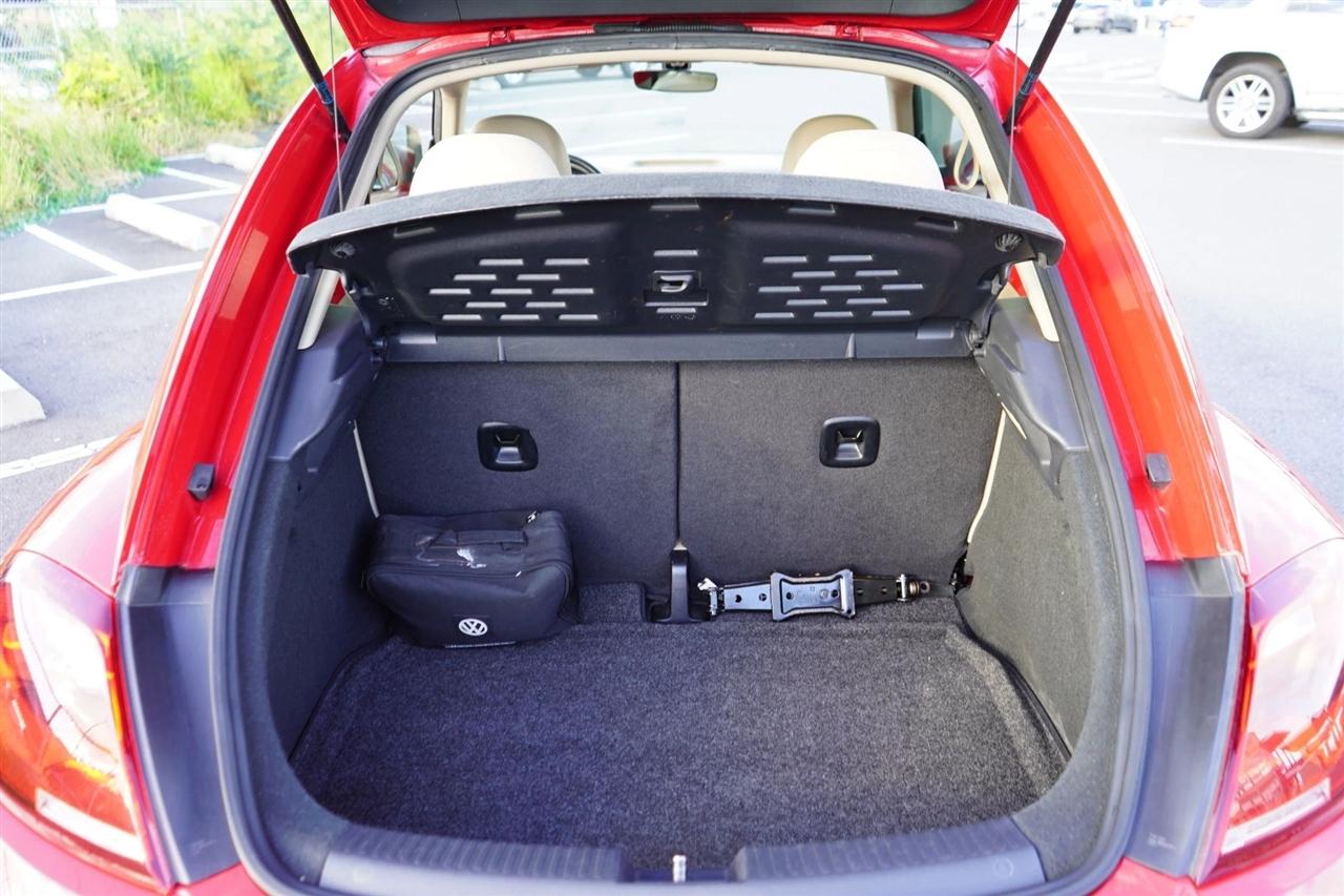 2019 Volkswagen Beetle SE - Photo 32