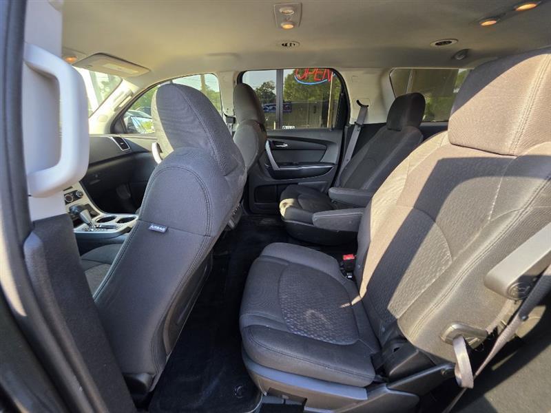 GMC Acadia SLE-2 FWD 2011