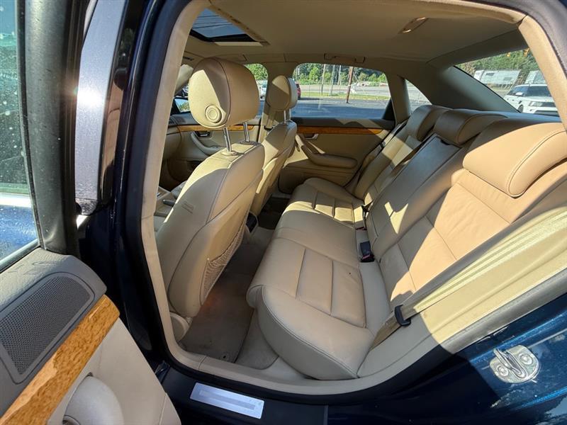 Audi A4 2.0T quattro 2006