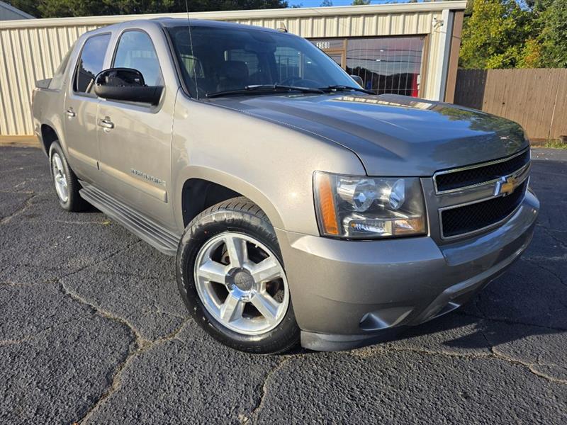 2007 Chevrolet Avalanche LT1 2WD