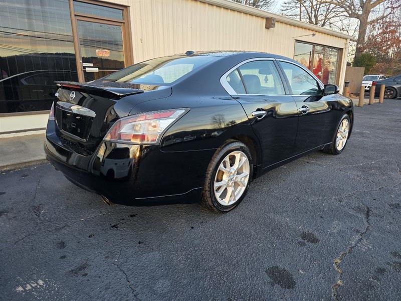 Nissan Maxima S 2012