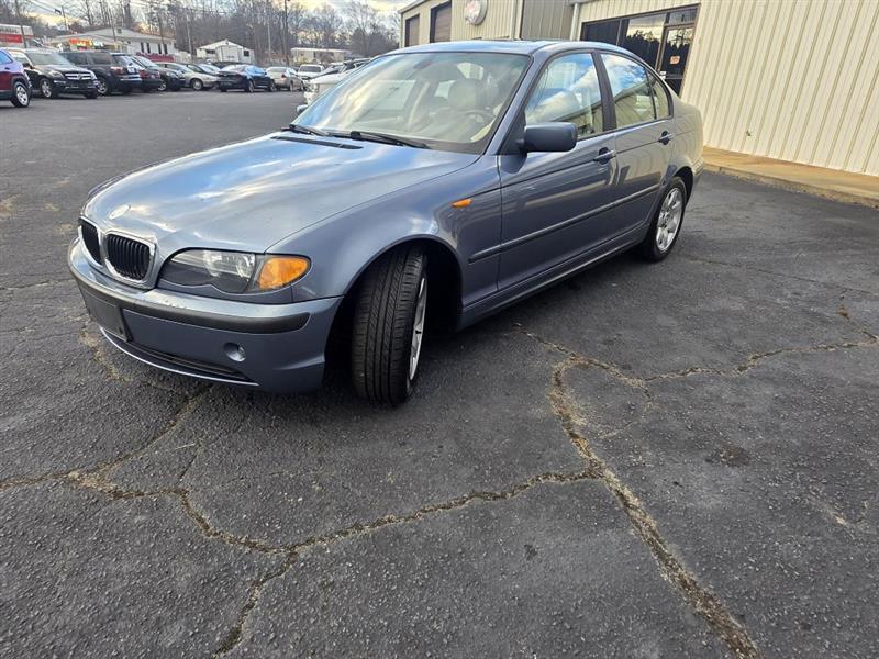 BMW 3-Series 325i Sedan 2003