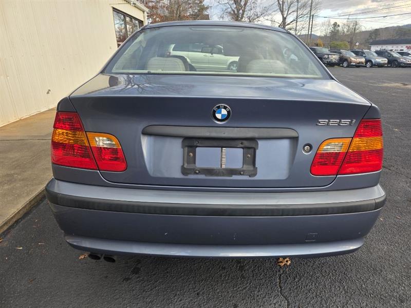 BMW 3-Series 325i Sedan 2003