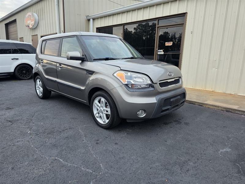 Kia Soul + 2011