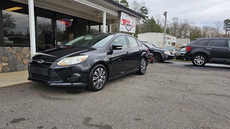 Ford Focus SE Sedan 2014