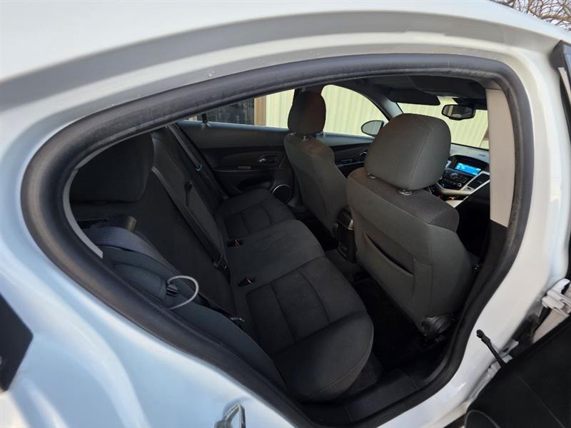 Chevrolet Cruze 1LT 2012