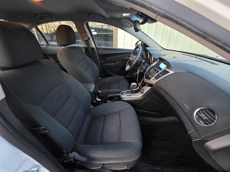 Chevrolet Cruze 1LT 2012