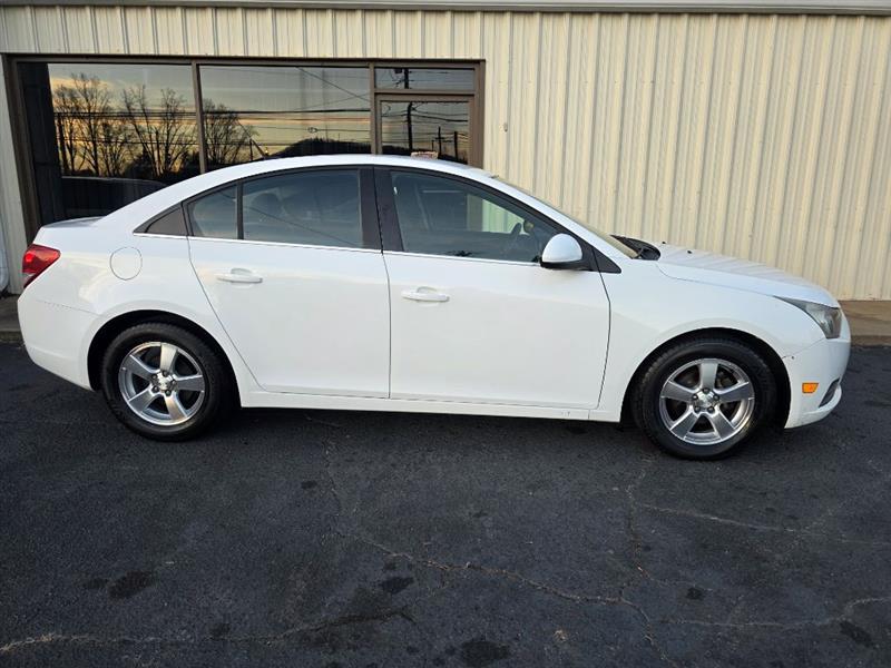 Chevrolet Cruze 1LT 2012