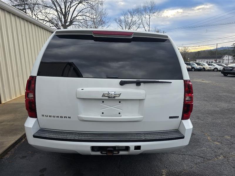 Chevrolet Suburban LS 1500 2WD 2009