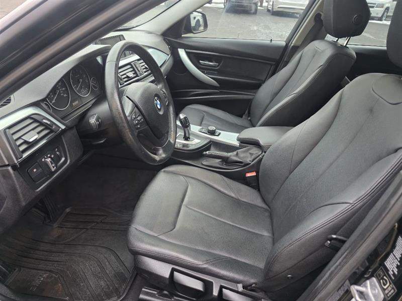 BMW 3-Series 320i xDrive 2015