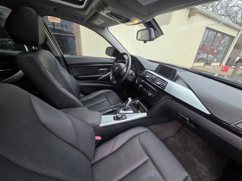 BMW 3-Series 320i xDrive 2015
