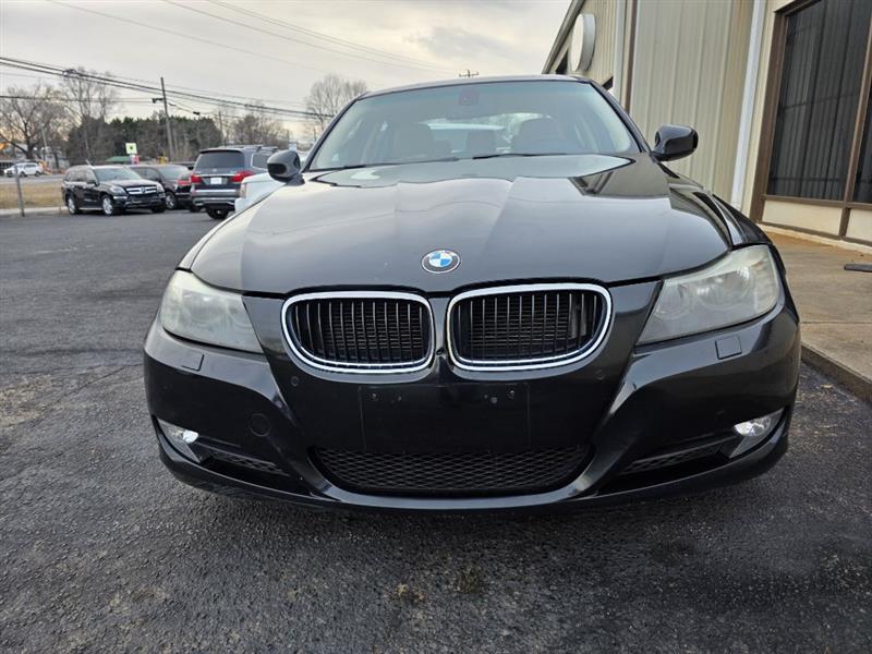 BMW 3-Series 328i xDrive 2011