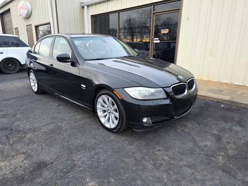 BMW 3-Series 328i xDrive 2011