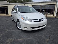 2008 Toyota Sienna 