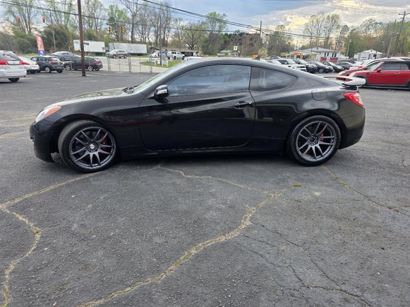 Hyundai Genesis Coupe 3.8 Auto 2010